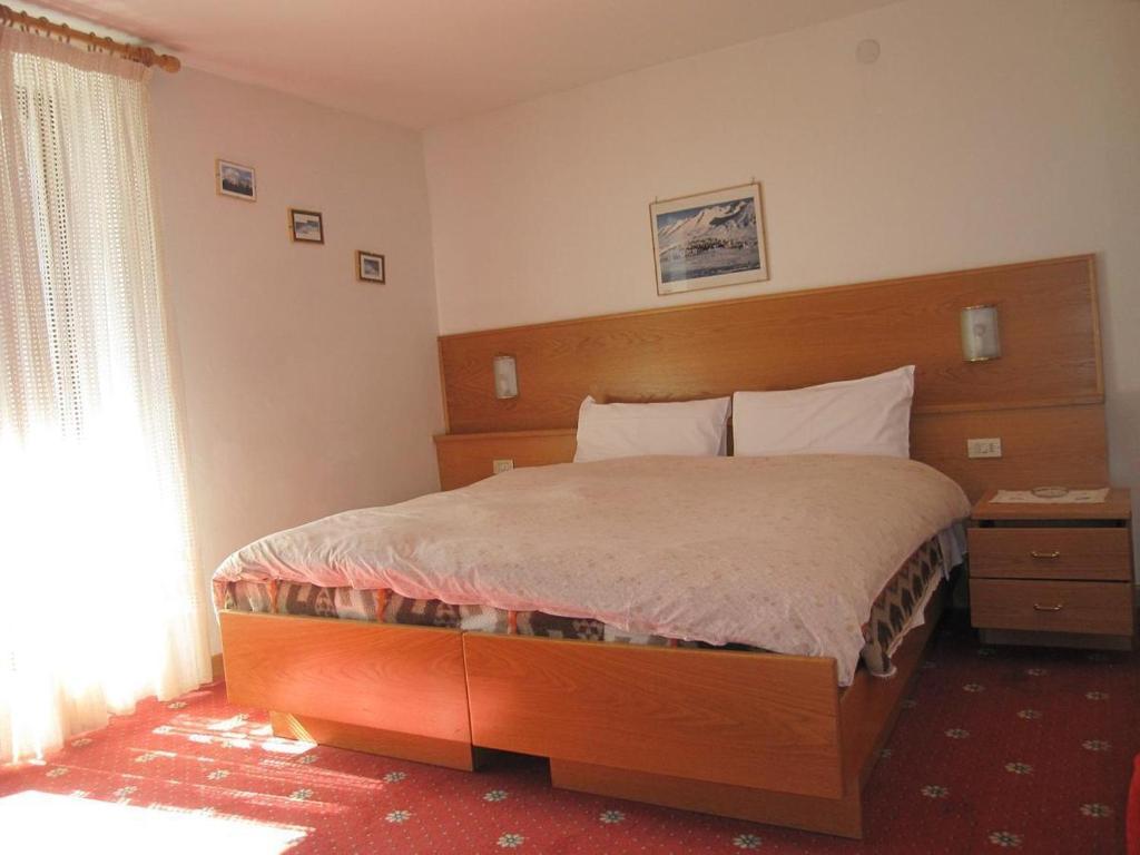 Hotel Presena 파쏘델토날레 객실 사진
